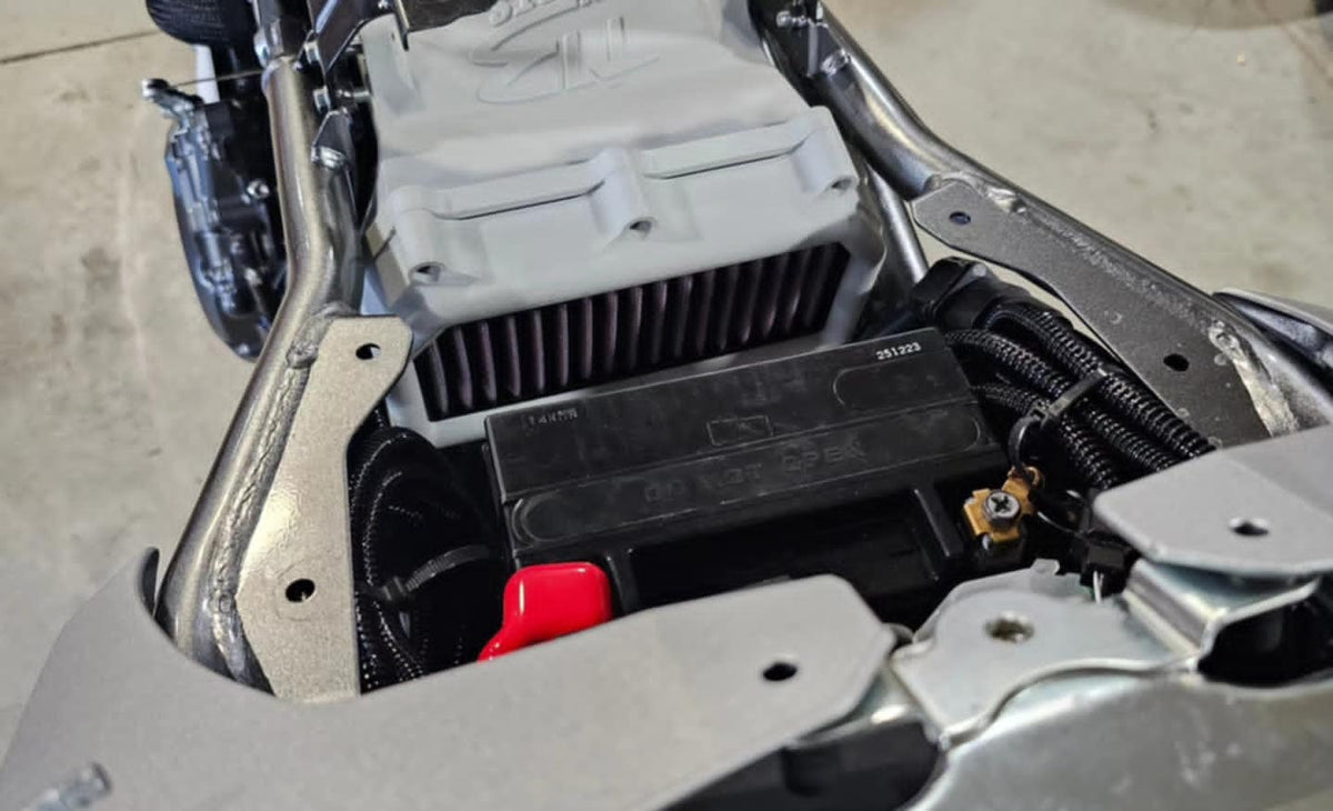 GSX8 R/S Airbox – Turn 13 Motorsports